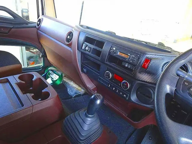 日野 レンジャー 2KG-FD2ABG(2WD)の写真11