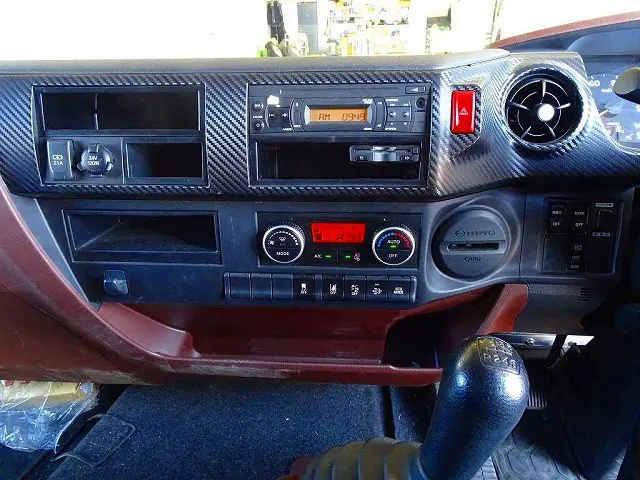 日野 レンジャー 2KG-FD2ABG(2WD)の写真12