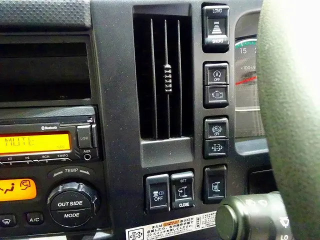 いすゞ フォワード 2RG-FRR90T2(2WD)の写真10