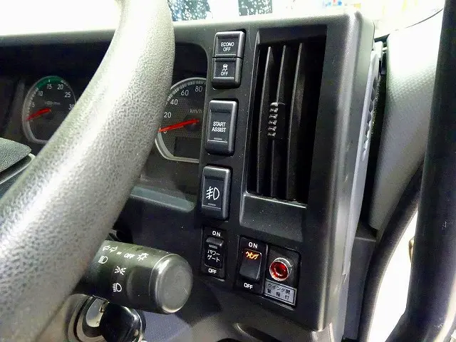 いすゞ フォワード 2RG-FRR90T2(2WD)の写真18