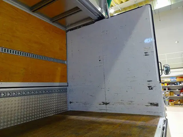 いすゞ フォワード 2RG-FRR90T2(2WD)の写真31