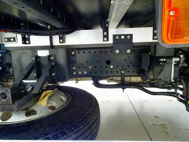 いすゞ フォワード 2RG-FRR90T2(2WD)の写真41