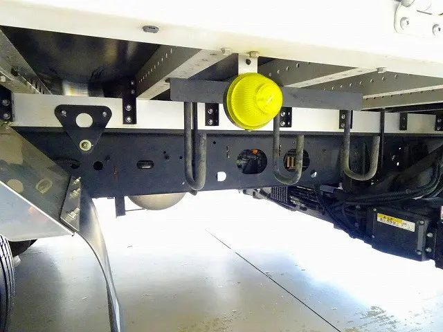 いすゞ フォワード 2RG-FRR90T2(2WD)の写真43