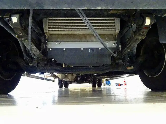 いすゞ フォワード 2RG-FRR90T2(2WD)の写真45