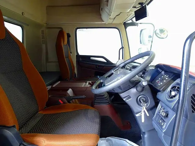 日野 レンジャー 2PG-FD2ABA(2WD)の写真6