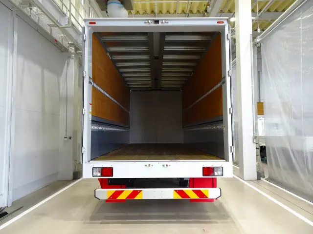 荷台内寸:621×240×244 トランテックス/1071F45-02 リア観音扉 落とし込みフック5対 左右セイコーラック ラッシングレール2段(59cm/140cm) 荷室LED灯3個|日野 レンジャー 2PG-FD2ABA(2WD)の写真23