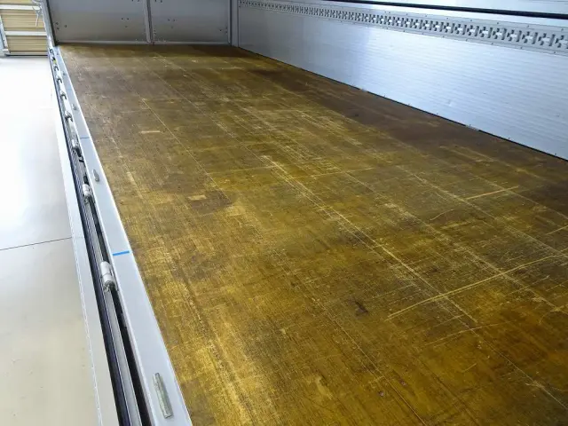 荷台内寸:621×240×244 トランテックス/1071F45-02 リア観音扉 落とし込みフック5対 左右セイコーラック ラッシングレール2段(59cm/140cm) 荷室LED灯3個|日野 レンジャー 2PG-FD2ABA(2WD)の写真35