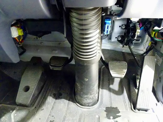 いすゞ フォワード TKG-FRR90T2(2WD)の写真20