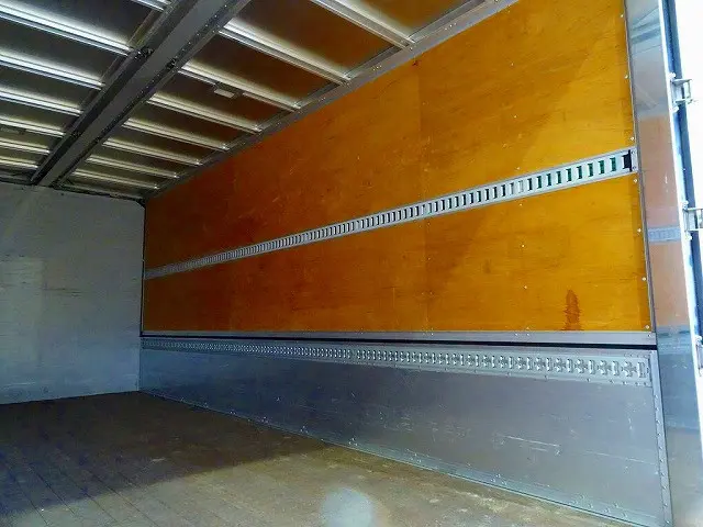 いすゞ フォワード TKG-FRR90T2(2WD)の写真28