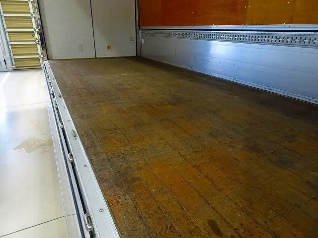 いすゞ フォワード TKG-FRR90T2(2WD)の写真35