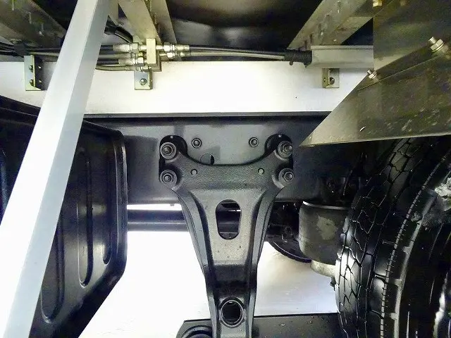 いすゞ フォワード TKG-FRR90T2(2WD)の写真41