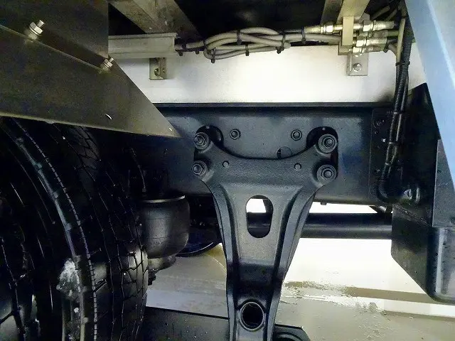 いすゞ フォワード TKG-FRR90T2(2WD)の写真46