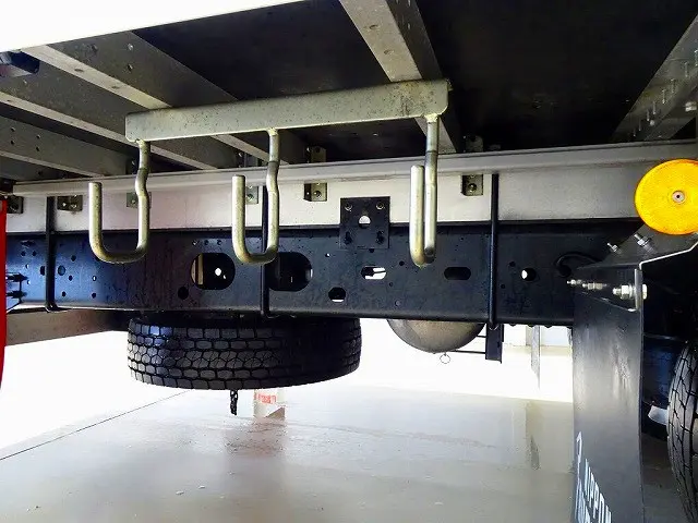 いすゞ フォワード TKG-FRR90T2(2WD)の写真47