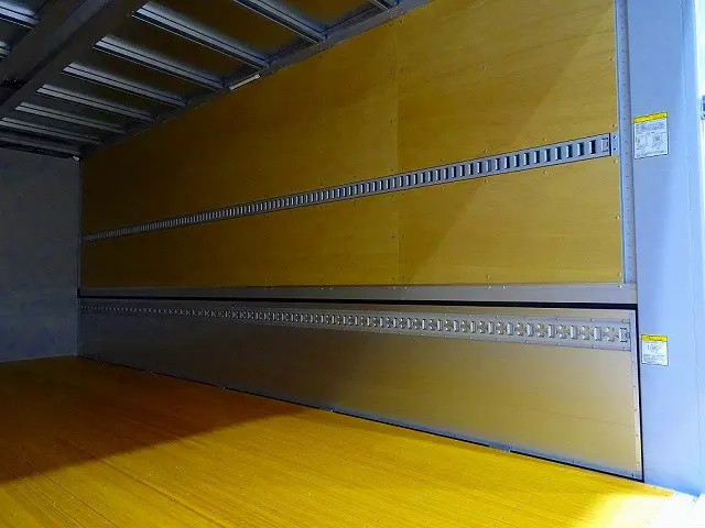 荷台内寸：627×241×240　床フック5対　左右セイコーラック　ラッシングレール2段(58cm/140cm)/ベルト1個　荷室LED灯3個　　格納ゲート/1,000kg付|日野 レンジャー 2PG-FD2ABG(2WD)の写真22