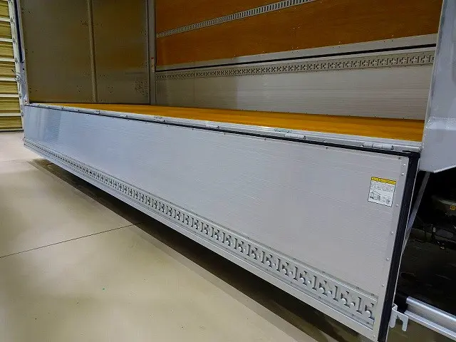 荷台内寸：627×241×240　床フック5対　左右セイコーラック　ラッシングレール2段(58cm/140cm)/ベルト1個　荷室LED灯3個　　格納ゲート/1,000kg付|日野 レンジャー 2PG-FD2ABG(2WD)の写真28