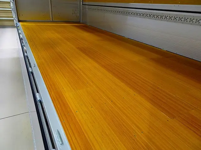 荷台内寸：627×241×240　床フック5対　左右セイコーラック　ラッシングレール2段(58cm/140cm)/ベルト1個　荷室LED灯3個　　格納ゲート/1,000kg付|日野 レンジャー 2PG-FD2ABG(2WD)の写真29