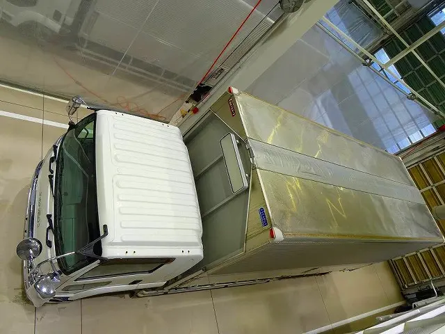 いすゞ フォワード 2RG-FRR90S2(2WD)の写真37