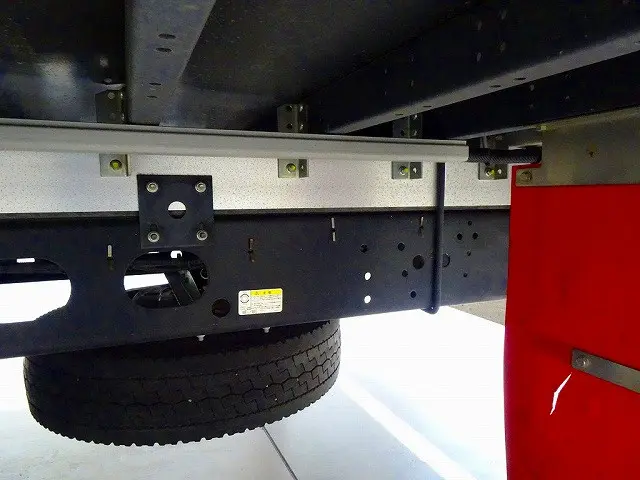 いすゞ フォワード 2RG-FRR90S2(2WD)の写真48