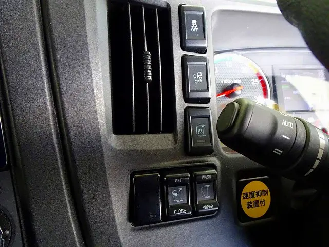 いすゞ ギガ 2PG-CYJ77D(8x4)の写真14