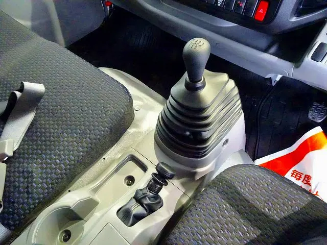 日野 デュトロ 2KG-XZU722M(2WD)の写真15