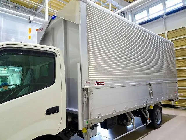 荷台内寸:499×209×220 日本フルハーフ/DMM リア観音扉 左右セイコーラック 床落とし込みフック3対 ラッシングレール1段(50cm)/ベルト1本 荷室LED灯2個|日野 デュトロ 2KG-XZU722M(2WD)の写真28