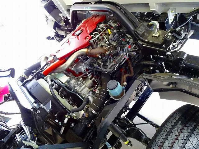 エンジンルーム|日野 デュトロ 2KG-XZU722M(2WD)の写真37