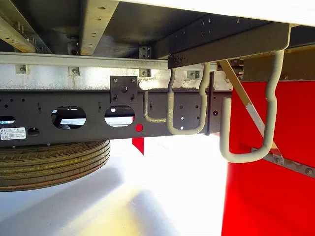 燃料タンク200L タイヤ止め2個 アルミ製リアフェンダー/サイドガード 左右シャシリア3連タイヤチェーンフック 左シャシフロント工具箱|いすゞ フォワード TKG-FRR90S2(2WD)の写真41