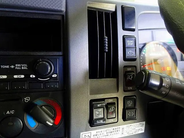 いすゞ フォワード TKG-FRR90S2(2WD)の写真11