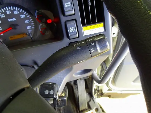いすゞ フォワード TKG-FRR90S2(2WD)の写真19