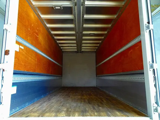 荷台内寸:623×241×240 日本フルハーフ/DMS リア観音扉 左右セイコーラック 床フック5対 ラッシングレール2段(61cm/140cm)/ベルト1個 荷室灯3個|いすゞ フォワード TKG-FRR90S2(2WD)の写真21