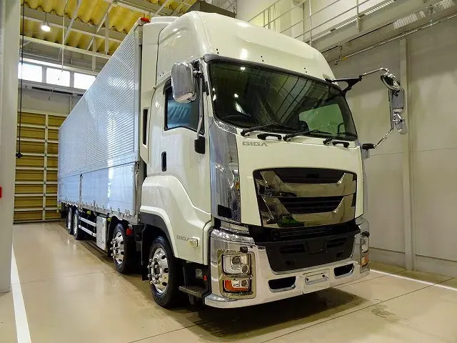いすゞ エルフ 2PG-CYJ77D(8x4)の写真2