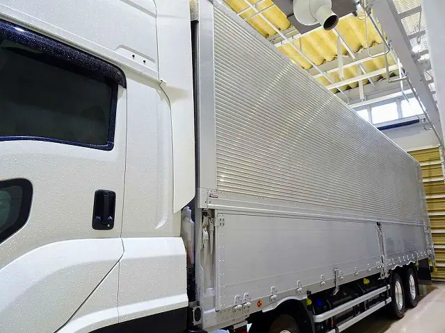 いすゞ エルフ 2PG-CYJ77D(8x4)の写真28