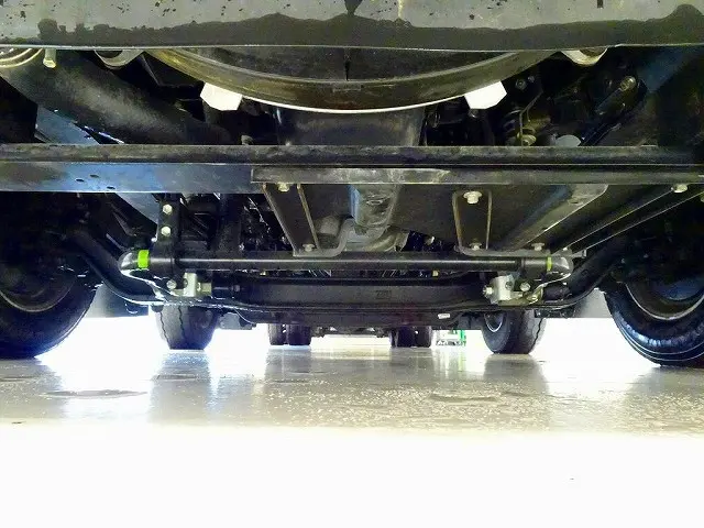 いすゞ エルフ 2PG-CYJ77D(8x4)の写真44