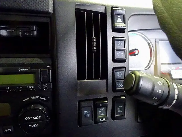 いすゞ フォワード 2RG-FTR90V2(2WD)の写真12