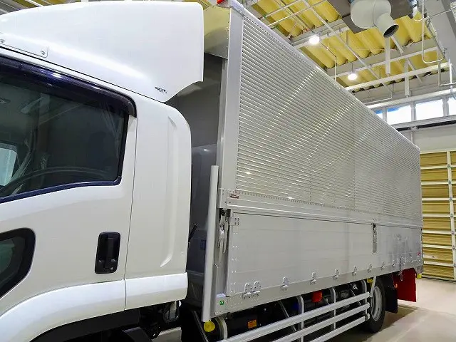 純正エアディフレクター|いすゞ フォワード 2RG-FTR90V2(2WD)の写真31