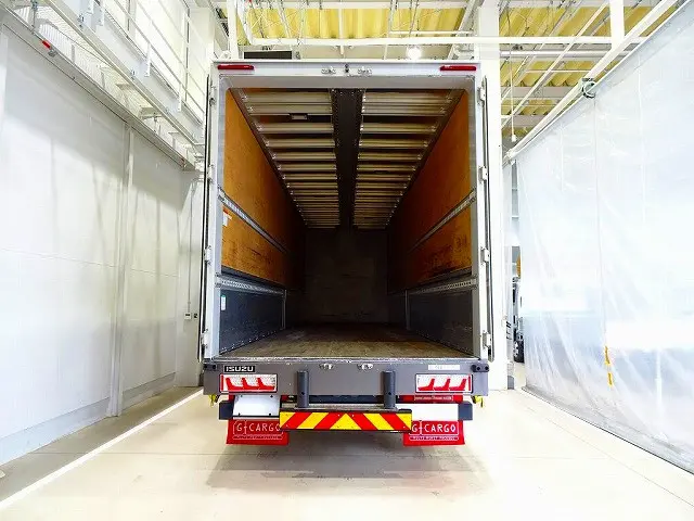 いすゞ ギガ 2PG-CYJ77C(8x4)の写真25