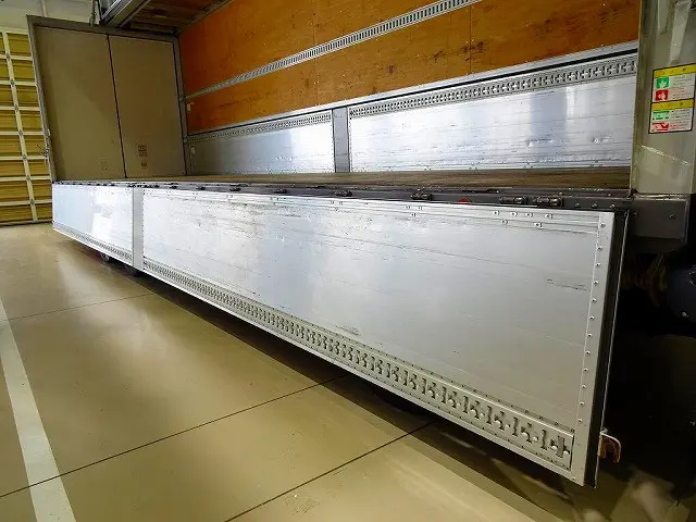 いすゞ ギガ 2PG-CYJ77C(8x4)の写真35