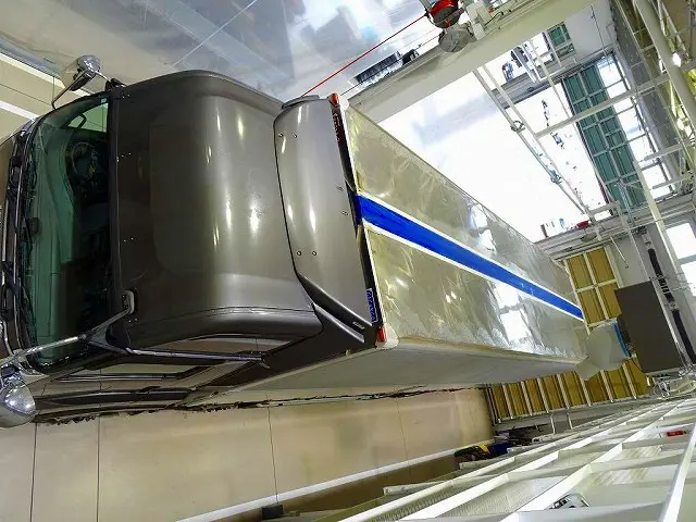 いすゞ ギガ 2PG-CYJ77C(8x4)の写真37