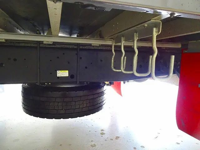 いすゞ ギガ 2PG-CYJ77C(8x4)の写真42