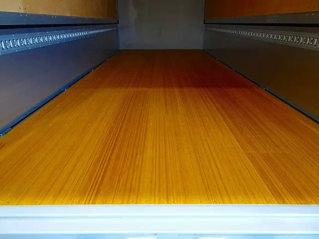 荷台内寸:626×240×242 トランテックス/W110M56 リア観音扉 落とし込みフック5対 左右セイコーラック ラッシングレール2段(58cm/140cm)/ベルト1個 荷室LED灯3個|日野 デュトロ 2PG-FD2ABG(2WD)の写真23