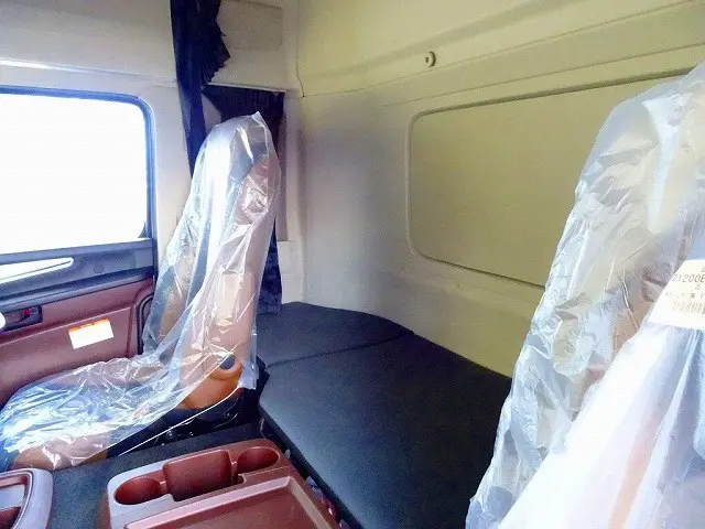 2人乗り 室内LED灯/カーテン ハイルーフ 消火器1個|日野 プロフィア 2KG-FW1AHC(8x4)の写真9