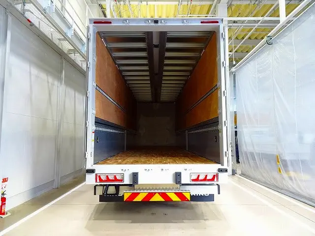 荷台内寸:966×241×266 トランテックス/W158L09 R観音扉 タカラポストB付五方開 左右セイコーラック2対 ラッシングレール2段(68cm/150cm) 床フック9対 荷室LED灯4個|日野 プロフィア 2KG-FW1AHC(8x4)の写真22