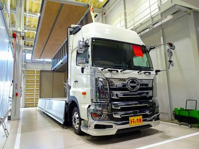 お問合せ管理No.G901 R7 プロフィア 13.8t 4軸 アルミウイング リアエアサス 380ps 未使用車|日野 プロフィア 2KG-FW1AHC(8x4)の写真30