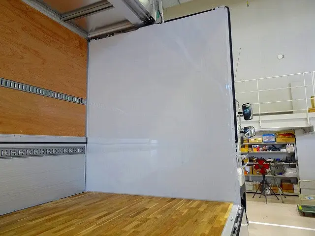 荷台内寸:966×241×266 トランテックス/W158L09 R観音扉 タカラポストB付五方開 左右セイコーラック2対 ラッシングレール2段(68cm/150cm) 床フック9対 荷室LED灯4個|日野 プロフィア 2KG-FW1AHC(8x4)の写真32