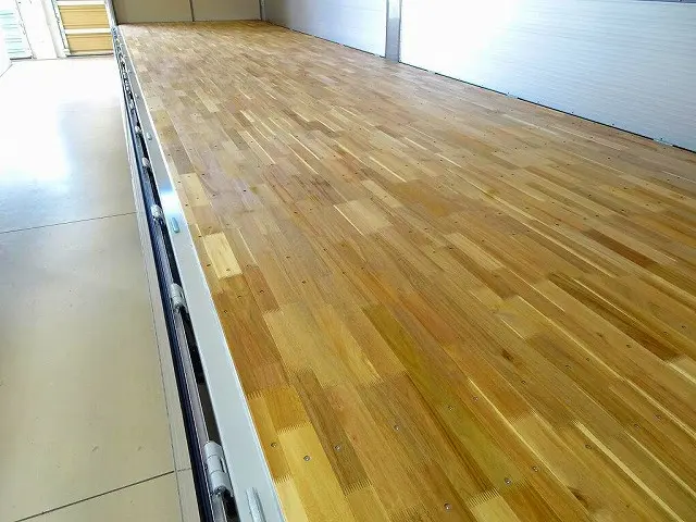 荷台内寸:966×241×266 トランテックス/W158L09 R観音扉 タカラポストB付五方開 左右セイコーラック2対 ラッシングレール2段(68cm/150cm) 床フック9対 荷室LED灯4個|日野 プロフィア 2KG-FW1AHC(8x4)の写真34