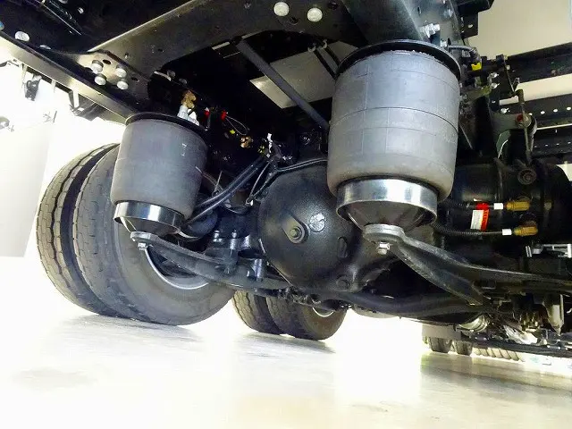 日野 プロフィア 2KG-FW1AHC(8x4)の写真43