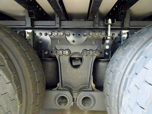 日野 プロフィア 2KG-FW1AHC(8x4)の写真47