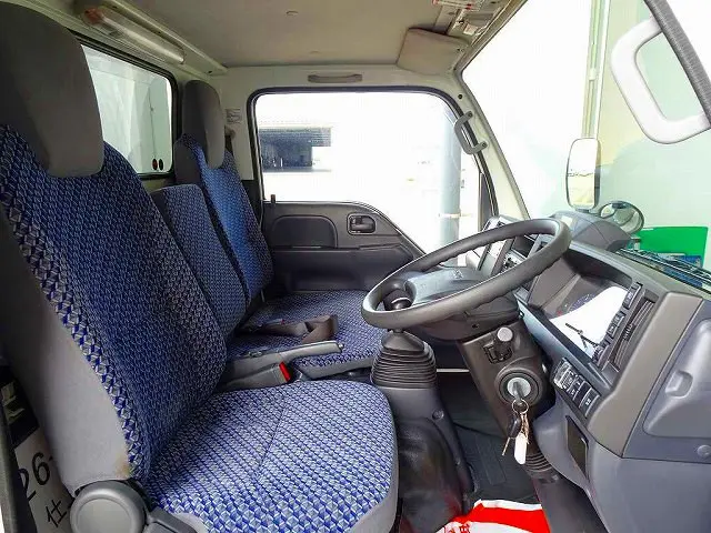 アイドリングストップ LEDヘッドライト フォグランプ ASR 室内蛍光灯|いすゞ エルフ 2RG-NHR88AN(2WD)の写真6