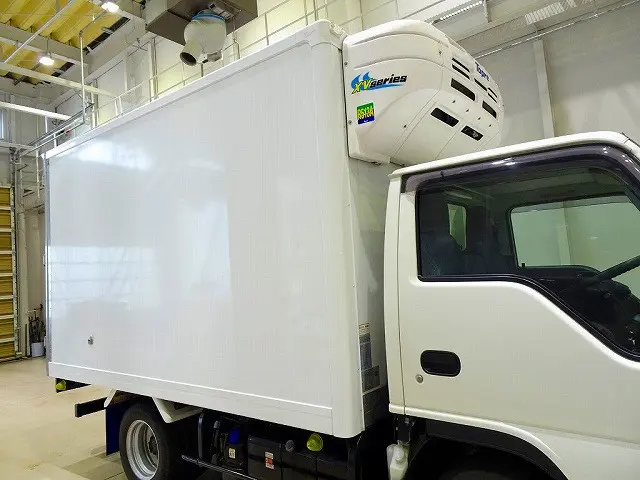 いすゞ エルフ 2RG-NHR88AN(2WD)の写真27