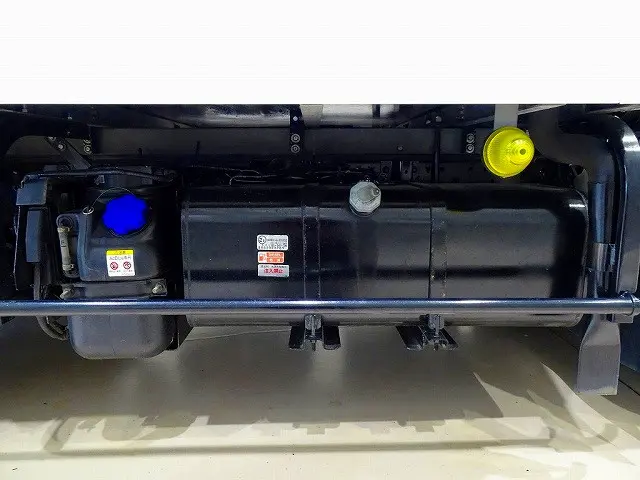 いすゞ エルフ 2RG-NHR88AN(2WD)の写真37